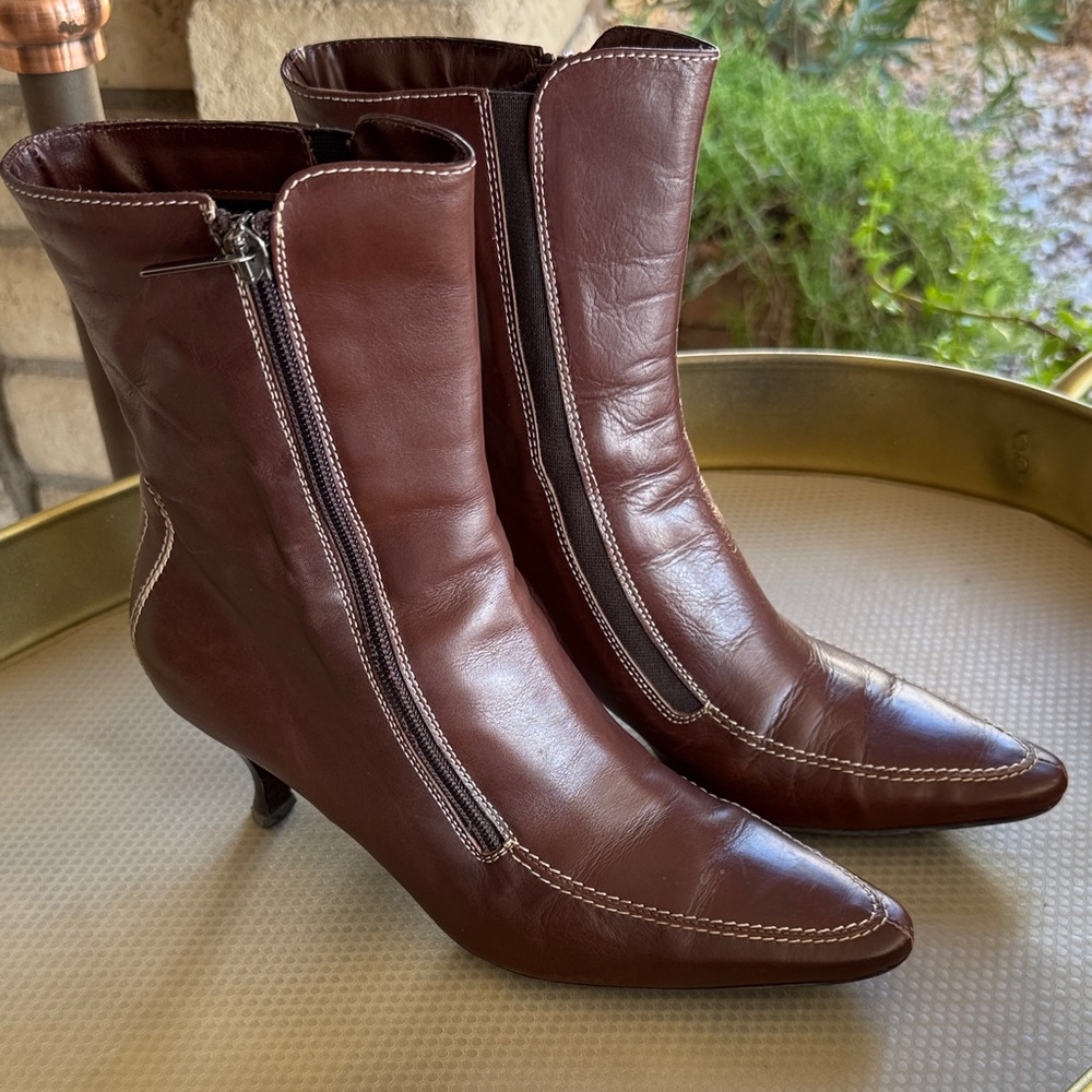Aquatalia Dark Brown Heeled Boots Size 8